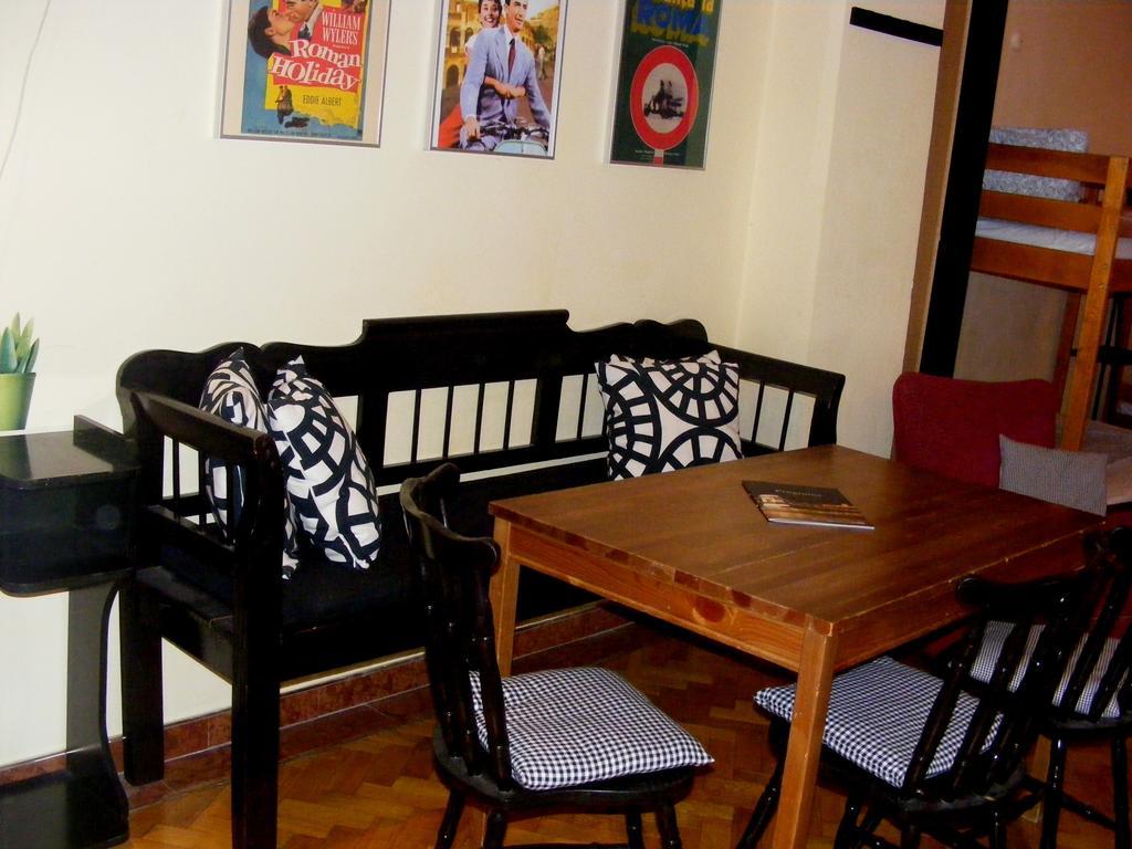 11Th Hour Cinema Hostel - Budapest, Budapest